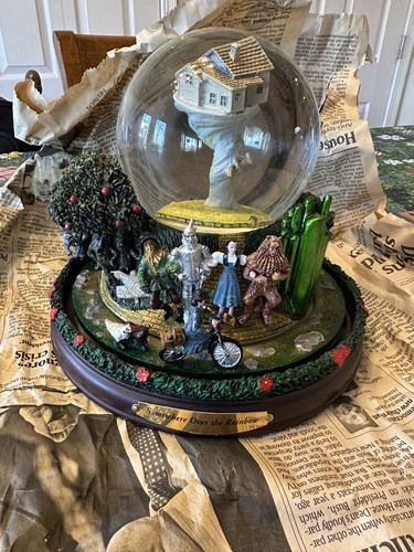 Wizard water globe - of,